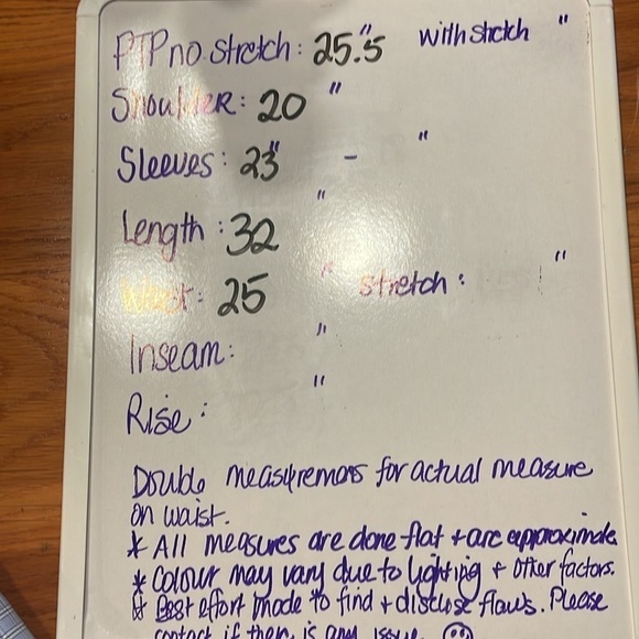 Tommy Hilfiger 100% cotton lightly checked 17 1/2 32/33 button up dress shirt - Picture 6 of 8